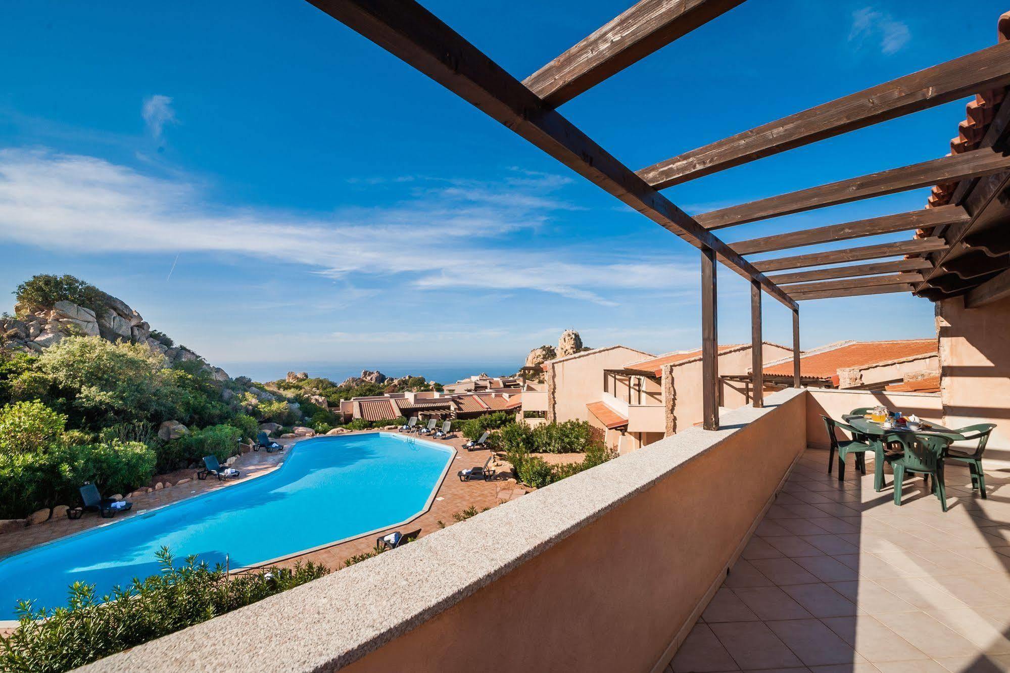 Gravina Resort Costa Paradiso Bagian luar foto