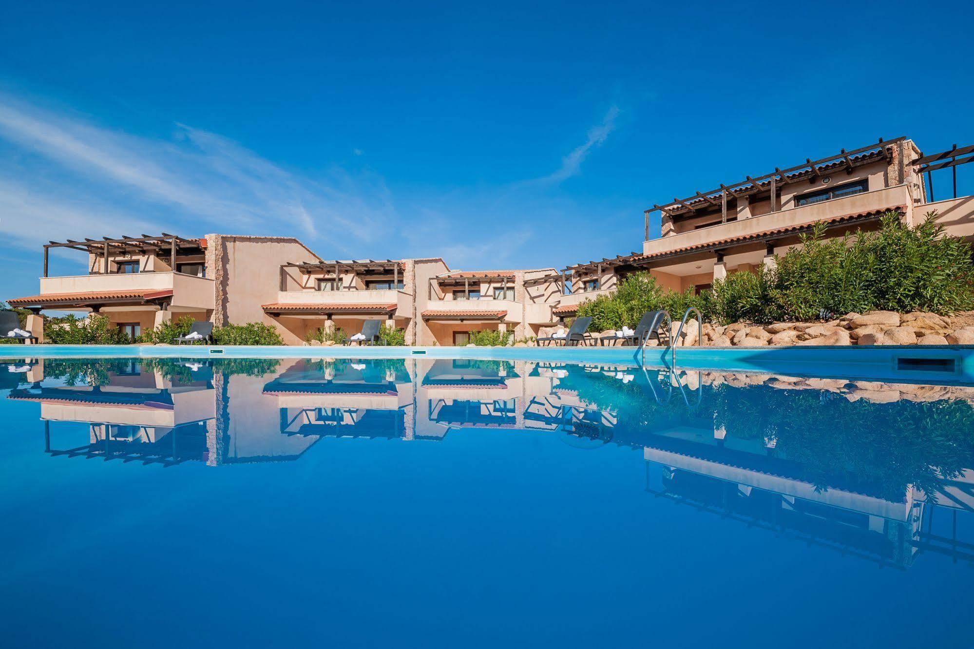 Gravina Resort Costa Paradiso Bagian luar foto