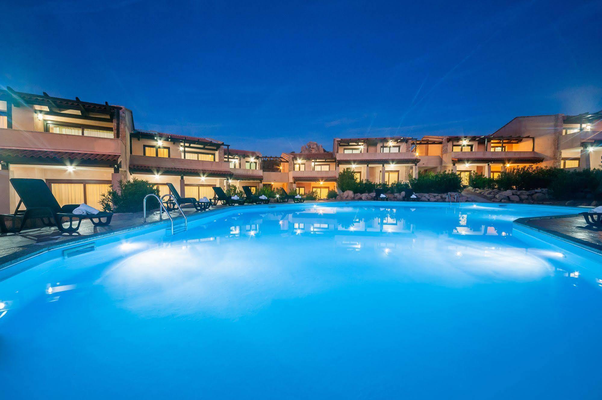 Gravina Resort Costa Paradiso Bagian luar foto