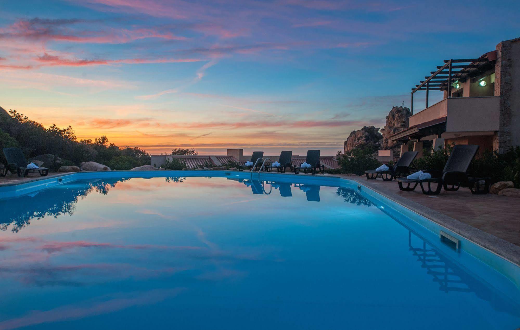 Gravina Resort Costa Paradiso Bagian luar foto