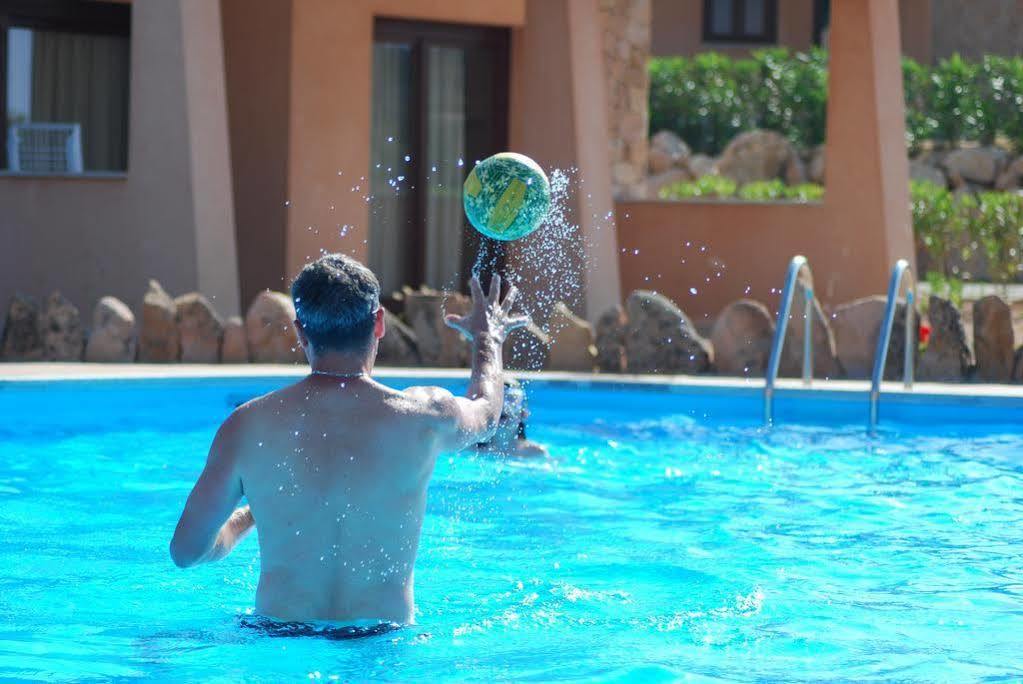 Gravina Resort Costa Paradiso Bagian luar foto